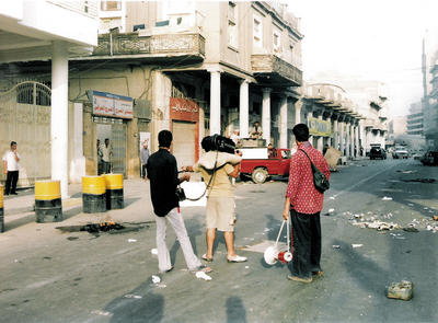 looting-street-scene