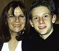 jamie_bell_julie_walters.jpg